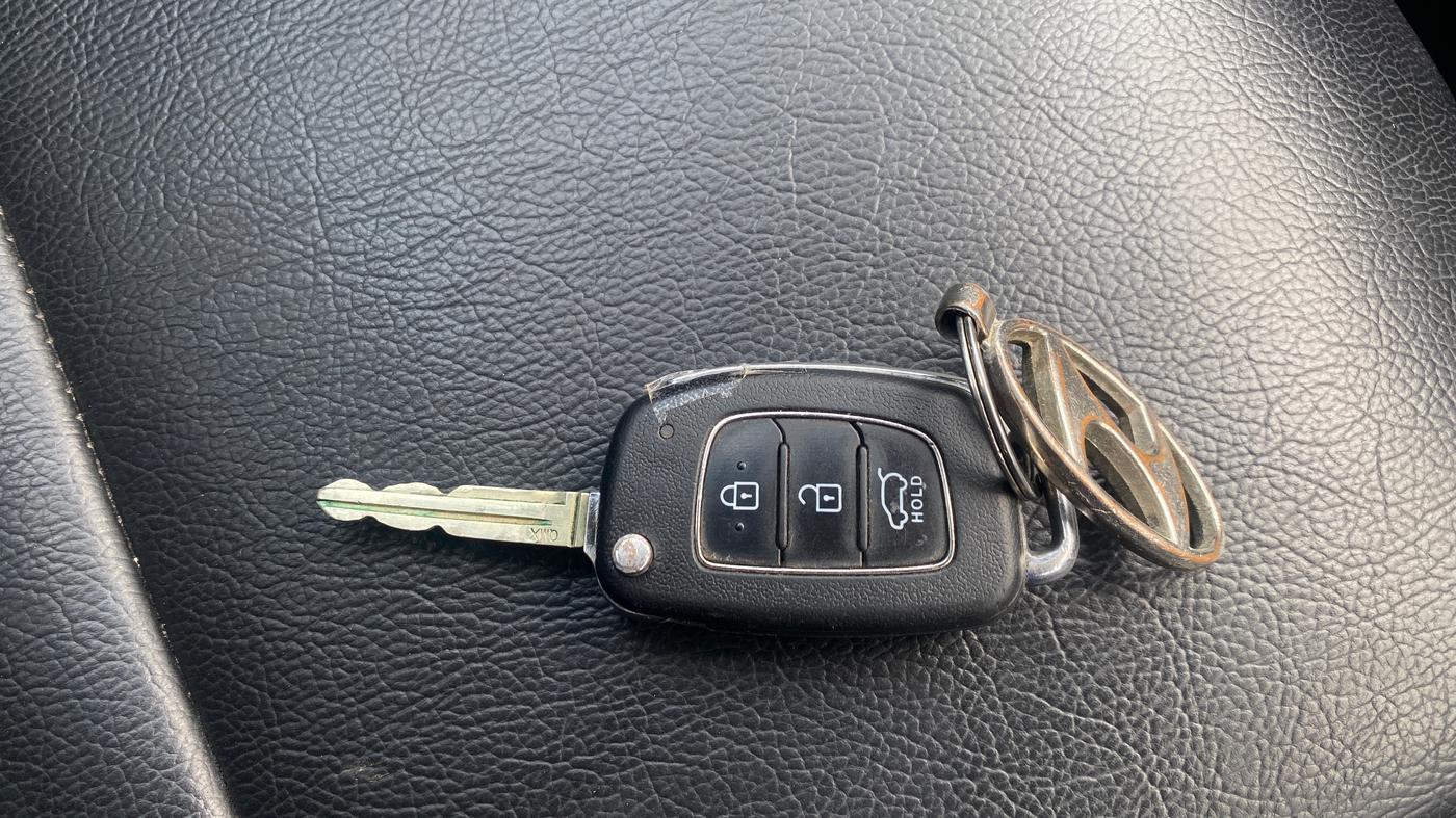 2022 Hyundai NEW I20 SPORTZ 1.5 MT, Diesel, Manual, 49,663 km, Key Close Up