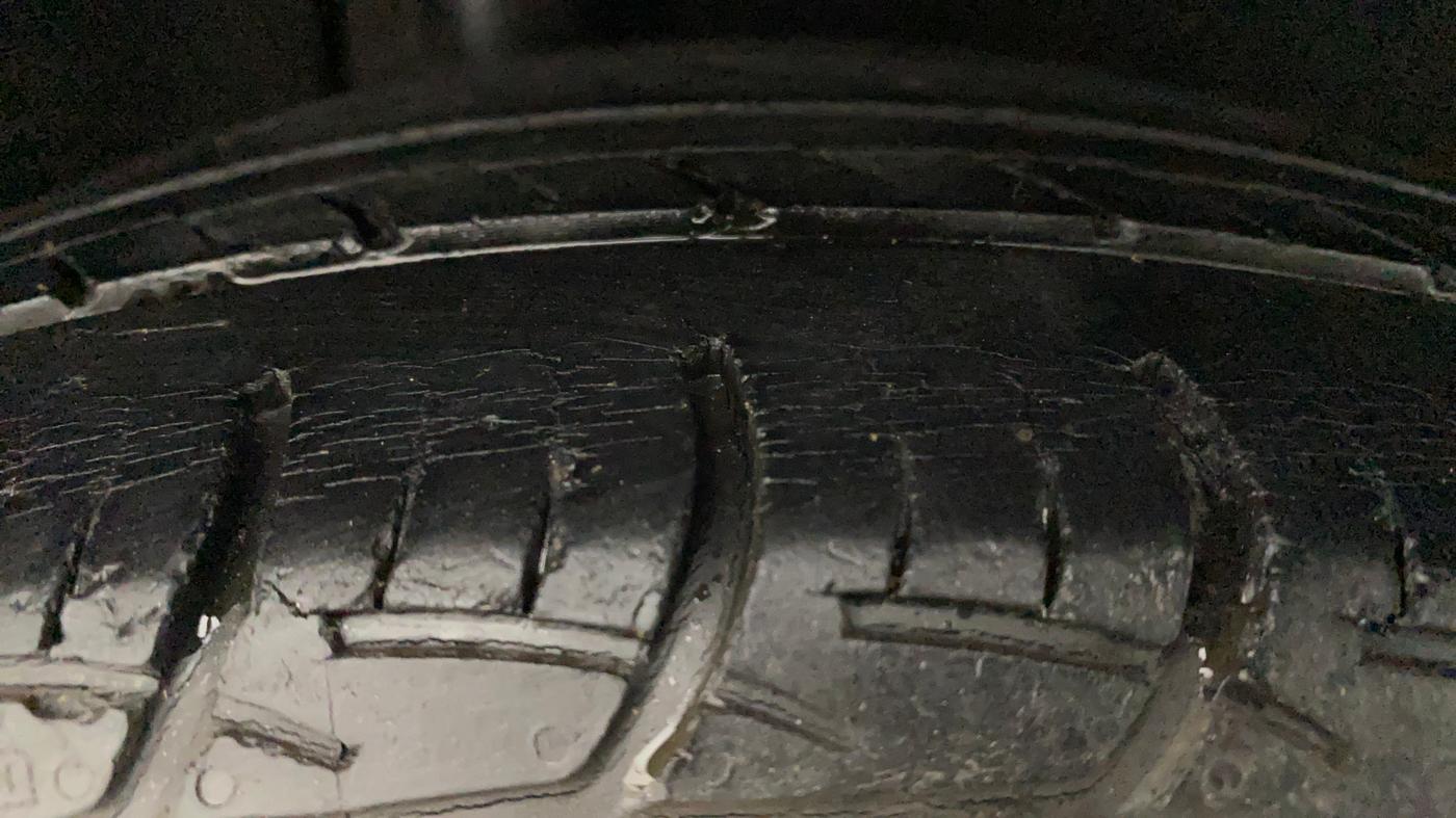 2017 Maruti Baleno DELTA PETROL 1.2, Petrol, Manual, 57,169 km, Right Rear Tyre Tread
