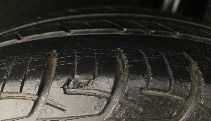 2017 Maruti Baleno DELTA PETROL 1.2, Petrol, Manual, 57,169 km, Left Rear Tyre Tread