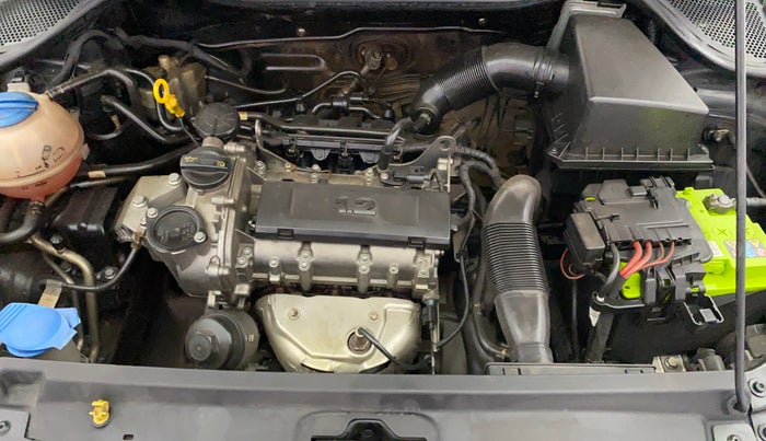 2017 Volkswagen Polo HIGHLINE1.2L, Petrol, Manual, 1,03,836 km, Engine View