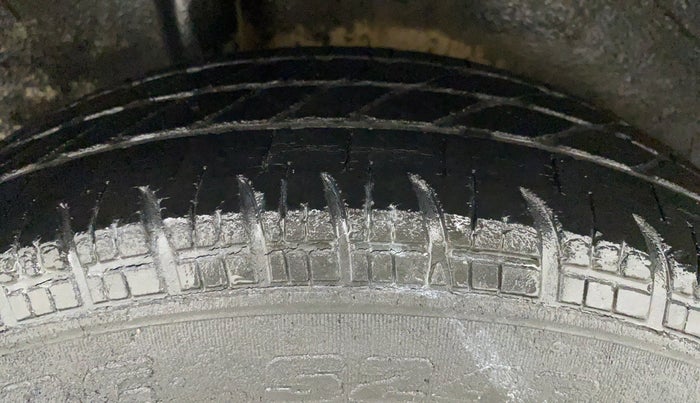 2012 Maruti Ritz VXI, Petrol, Manual, 44,382 km, Right Rear Tyre Tread