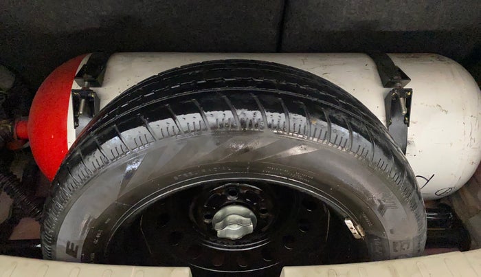 2015 Maruti Celerio VXI CNG, CNG, Manual, 1,38,244 km, Spare Tyre