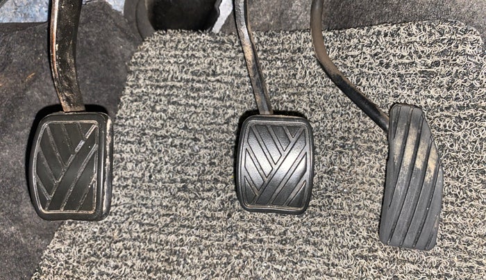 2014 Maruti Wagon R Stingray VXI, Petrol, Manual, 31,428 km, Pedals