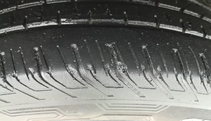 2019 Tata NEXON XM PETROL, Petrol, Manual, 46,738 km, Right Rear Tyre Tread