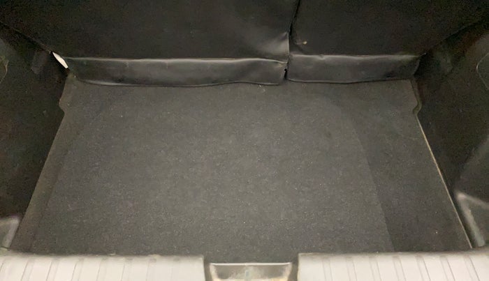 2015 Maruti Baleno ALPHA 1.2 K12, Petrol, Manual, 89,383 km, Boot Inside