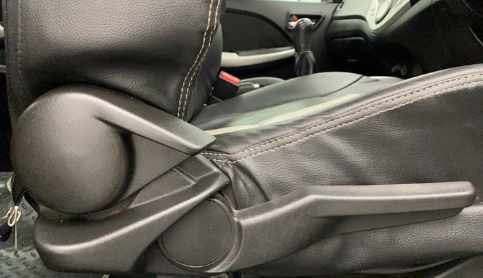 2015 Maruti Baleno ALPHA 1.2 K12, Petrol, Manual, 89,383 km, Driver Side Adjustment Panel