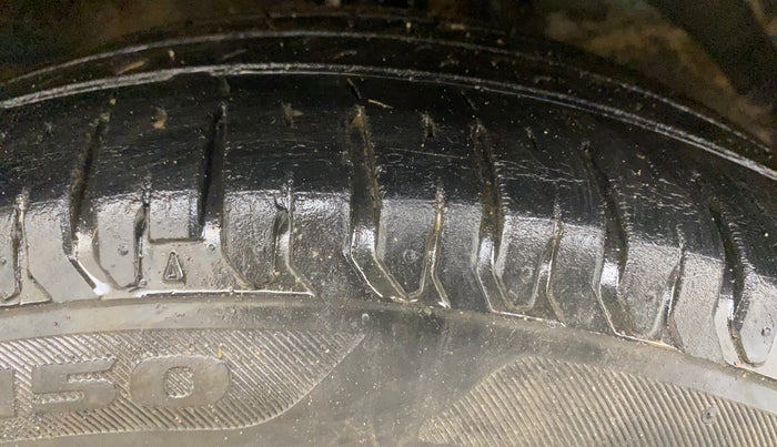 2021 Maruti XL6 ZETA AT, Petrol, Automatic, 60,390 km, Right Front Tyre Tread