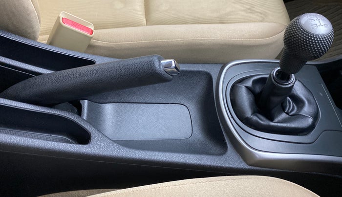 2015 Honda City V MT PETROL, Petrol, Manual, 29,125 km, Gear Lever