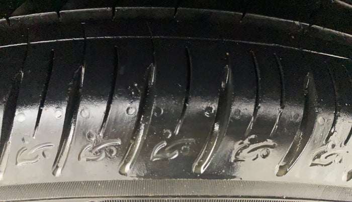 2020 Hyundai VENUE SX 1.0 TURBO, Petrol, Manual, 16,817 km, Left Rear Tyre Tread