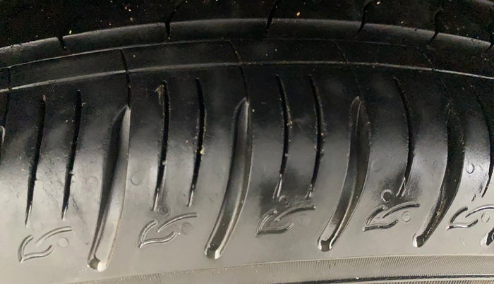 2020 Hyundai VENUE SX 1.0 TURBO, Petrol, Manual, 16,817 km, Right Rear Tyre Tread