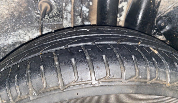 2018 Hyundai Elite i20 MAGNA EXECUTIVE 1.2, Petrol, Manual, 55,422 km, Left Rear Tyre Tread