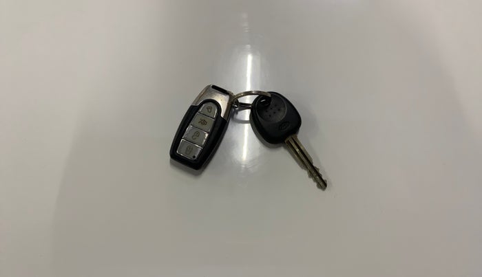 2018 Hyundai Elite i20 MAGNA EXECUTIVE 1.2, Petrol, Manual, 55,422 km, Key Close Up