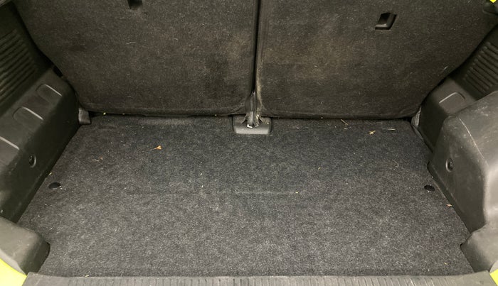 2023 Maruti JIMNY ALPHA ALL GRIP PRO AT, Petrol, Automatic, 16,427 km, Boot Inside