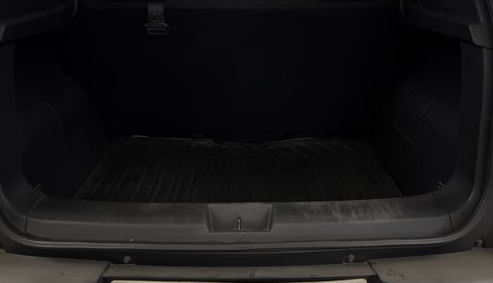 2022 Nissan MAGNITE XE, Petrol, Manual, 22,006 km, Boot Inside