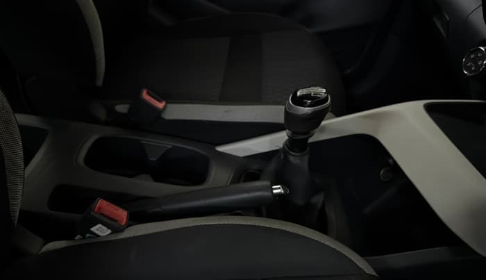 2022 Nissan MAGNITE XE, Petrol, Manual, 22,006 km, Gear Lever