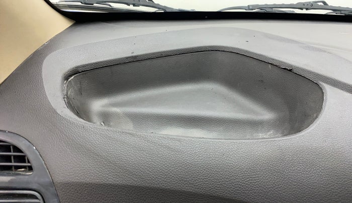 2016 Hyundai Eon ERA +, Petrol, Manual, 44,873 km, Dashboard - Minor damage