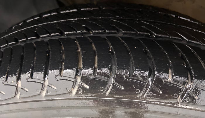 2020 Maruti New Wagon-R VXI 1.0, Petrol, Manual, 17,838 km, Left Front Tyre Tread