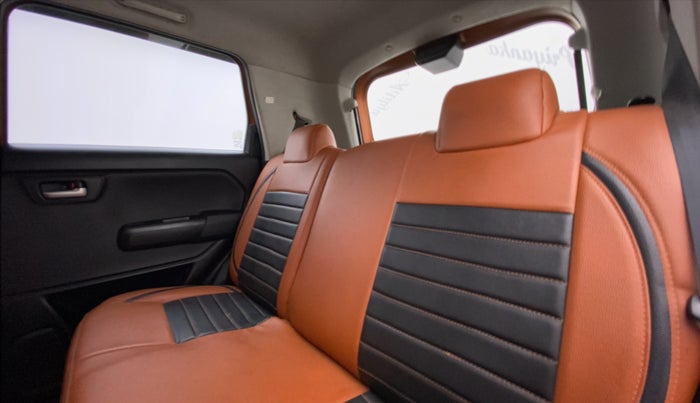 2020 Maruti New Wagon-R VXI 1.0, Petrol, Manual, 17,838 km, Right Side Rear Door Cabin