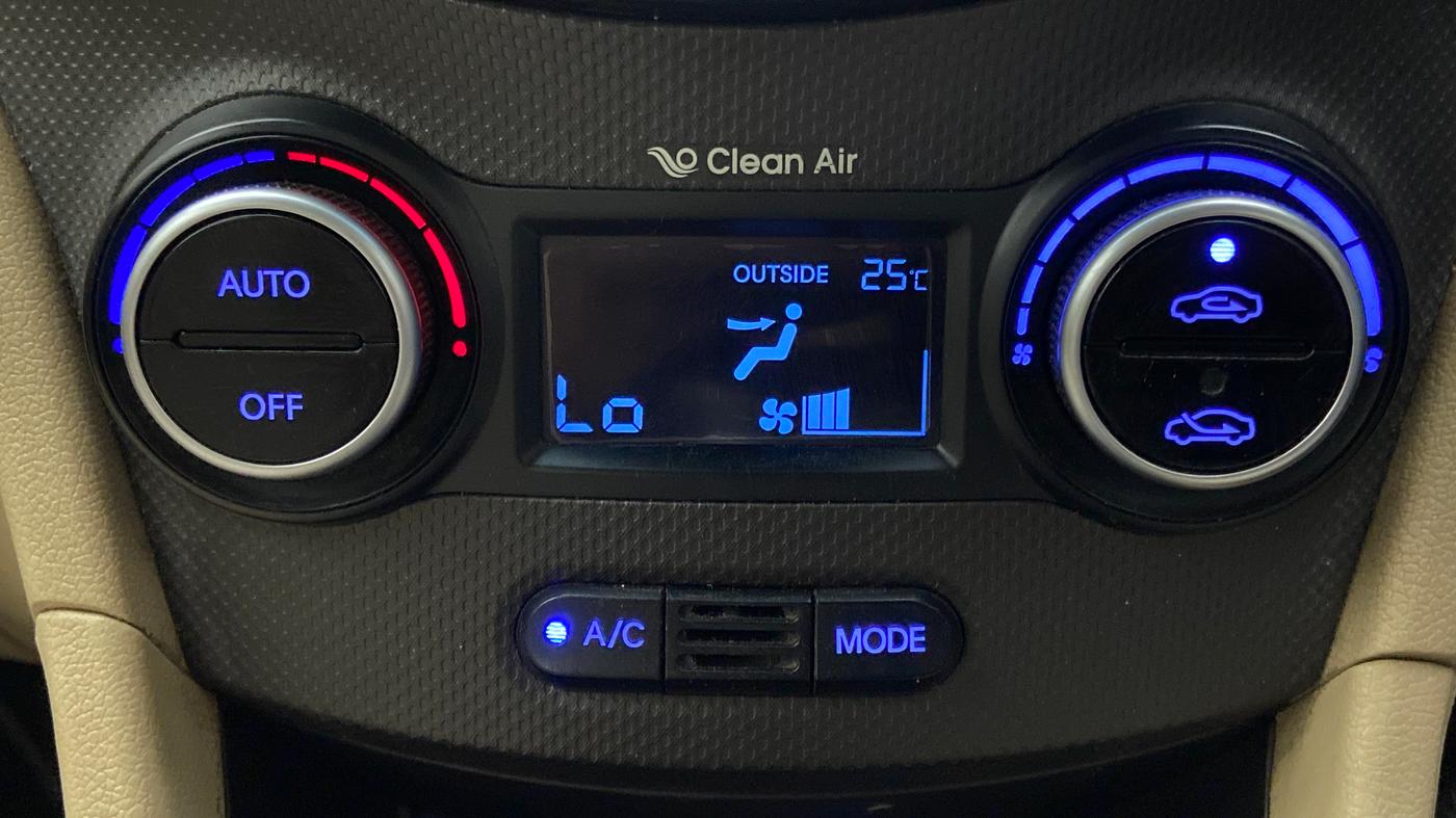 2017 Hyundai Verna 1.6 VTVT SX, CNG, Manual, 86,015 km, Automatic Climate Control