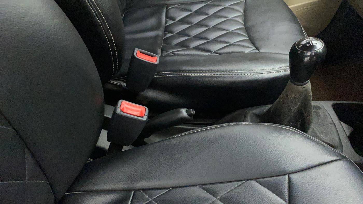 2014 Hyundai Eon ERA +, Petrol, Manual, 88,643 km, Gear Lever
