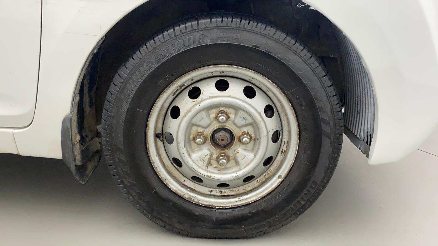 2014 Hyundai Eon ERA +, Petrol, Manual, 88,643 km, Right Front Wheel