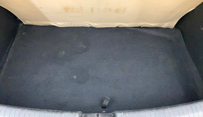 2014 Hyundai Grand i10 ASTA AT 1.2 KAPPA VTVT, Petrol, Automatic, 86,070 km, Boot Inside