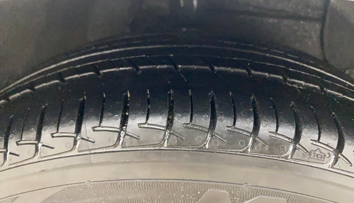 2014 Hyundai Grand i10 ASTA AT 1.2 KAPPA VTVT, Petrol, Automatic, 86,070 km, Right Front Tyre Tread