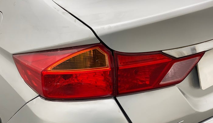 2017 Honda City 1.5L I-VTEC V MT, Petrol, Manual, 51,997 km, Left tail light - Reverse gear light not functional