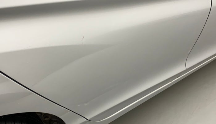 2017 Honda City 1.5L I-VTEC V MT, Petrol, Manual, 51,997 km, Right rear door - Slightly dented