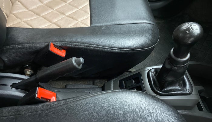 2018 Maruti Alto 800 LXI, Petrol, Manual, 44,762 km, Gear Lever