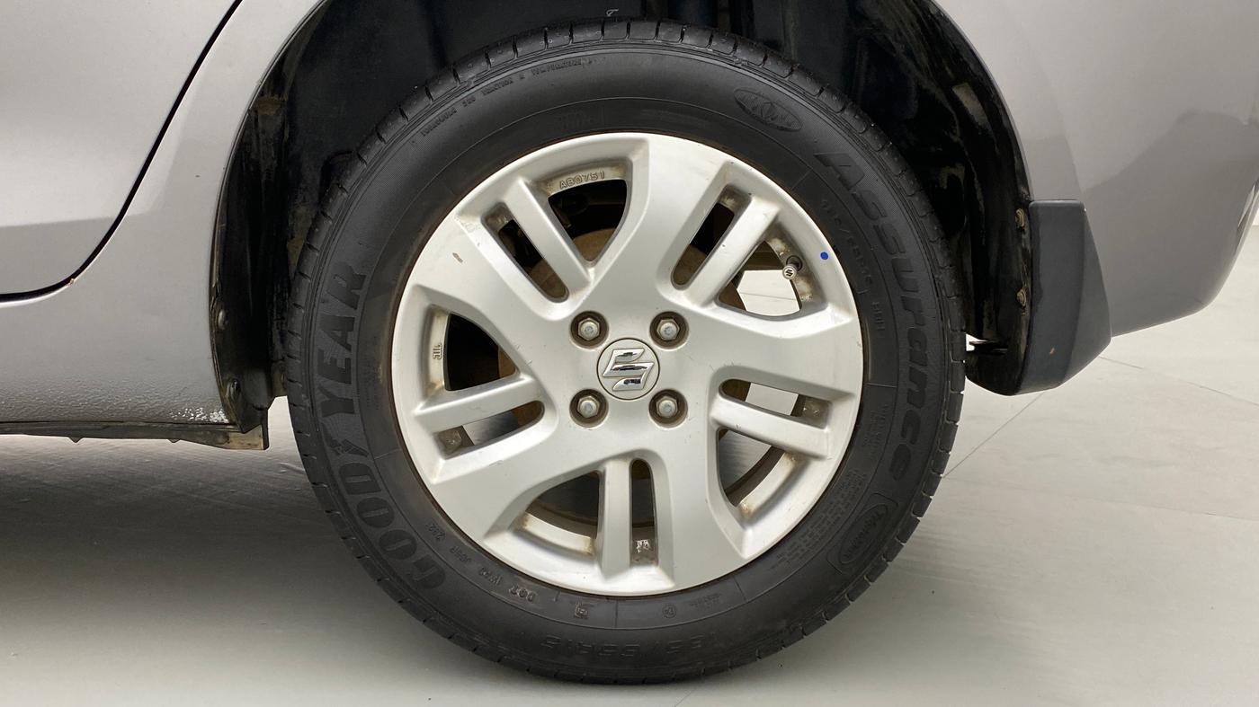 2014 Maruti Swift Dzire ZXI, Petrol, Manual, 95,215 km, Left Rear Wheel