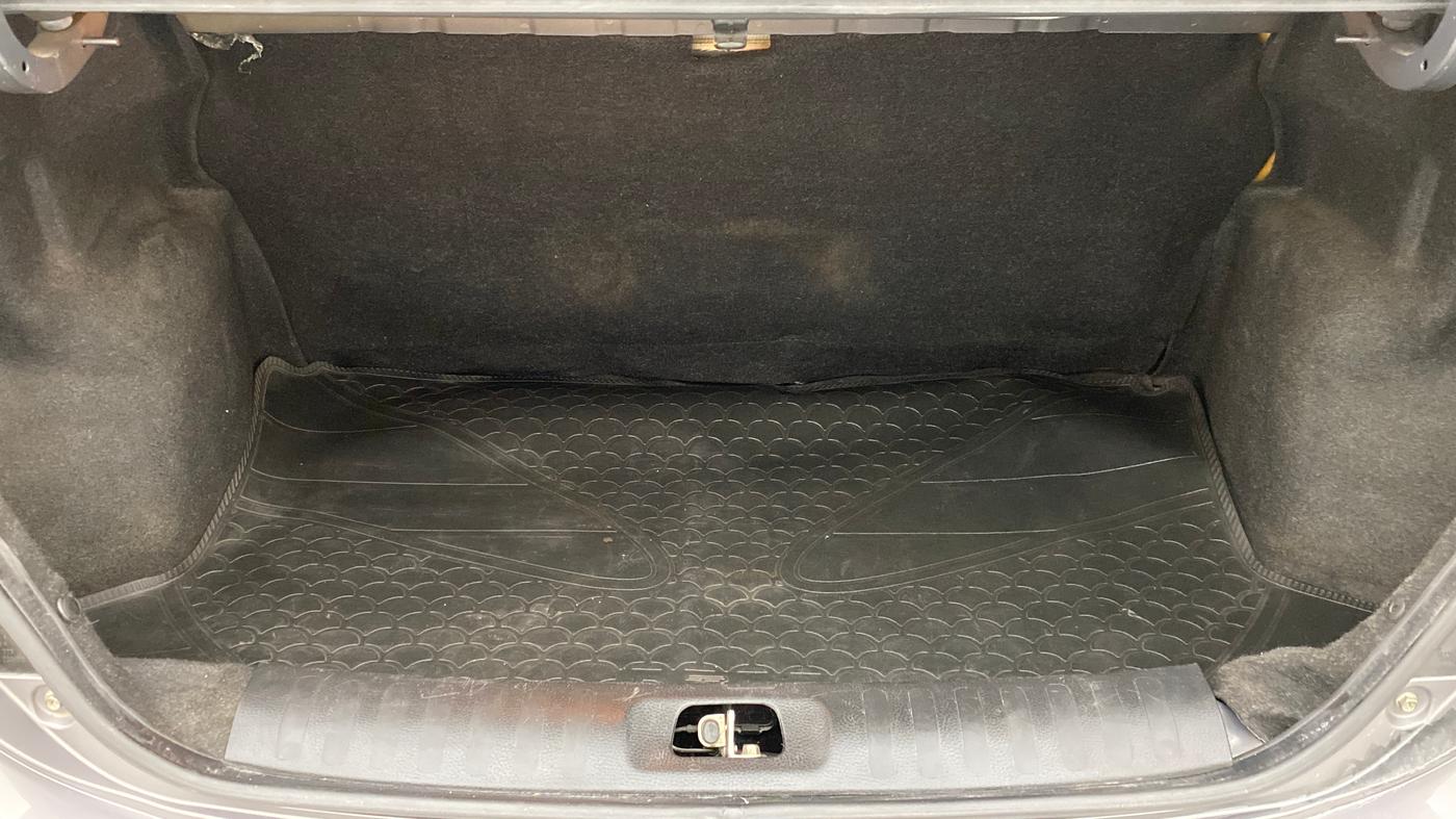 2014 Maruti Swift Dzire ZXI, Petrol, Manual, 95,215 km, Boot Inside