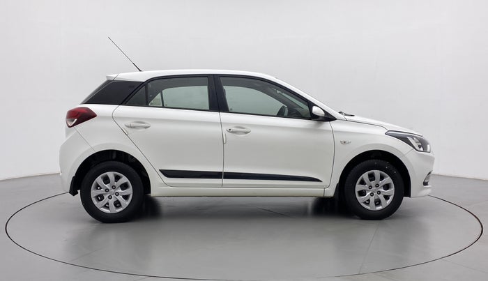 2017 Hyundai Elite i20 MAGNA 1.2, Petrol, Manual, 29,151 km, Right Side View