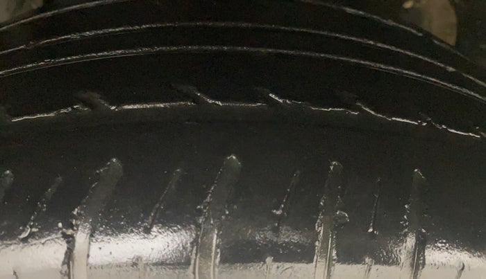 2014 Ford Ecosport TITANIUM 1.5L DIESEL, Diesel, Manual, 98,993 km, Left Front Tyre Tread