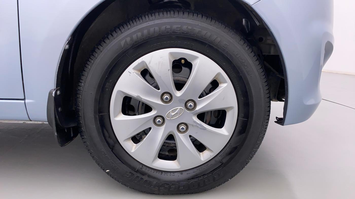 2012 Hyundai i10 SPORTZ 1.2 AT KAPPA2, Petrol, Automatic, 68,277 km, Right Front Wheel