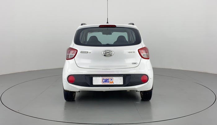 2017 Hyundai Grand i10 1.2 KAPPA SPORTZ (O), Petrol, Manual, 93,885 km, Back/Rear