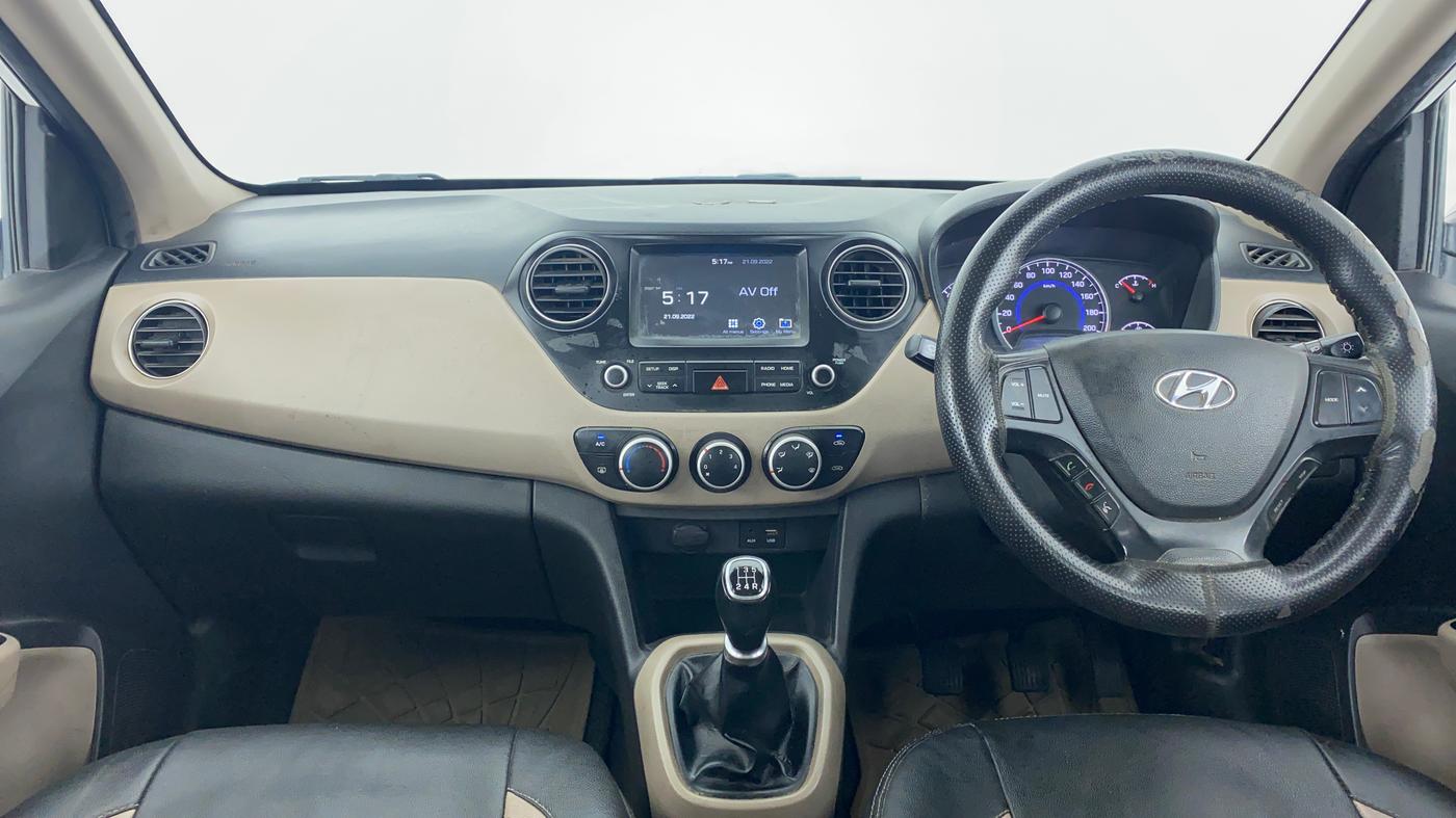 2017 Hyundai Grand i10 1.2 KAPPA SPORTZ (O), Petrol, Manual, 93,885 km, Dashboard
