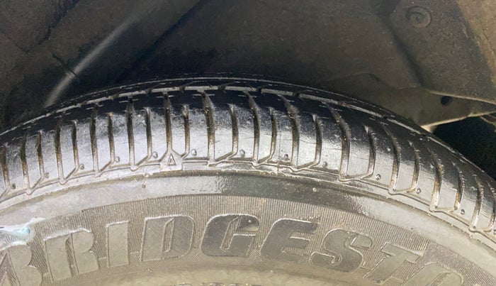 2013 Hyundai i10 SPORTZ 1.2 AT, Petrol, Automatic, 8,520 km, Left Rear Tyre Tread