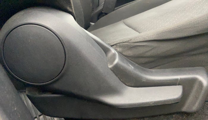 2020 Maruti IGNIS SIGMA 1.2, Petrol, Manual, 57,722 km, Driver Side Adjustment Panel