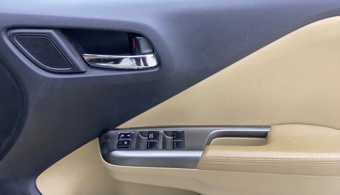 2016 Honda City 1.5L I-VTEC VX, Petrol, Manual, 41,770 km, Driver Side Door Panels Control