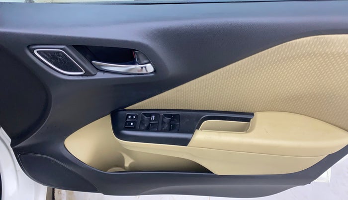 2017 Honda City 1.5L I-VTEC V MT, Petrol, Manual, 51,242 km, Driver Side Door Panels Control