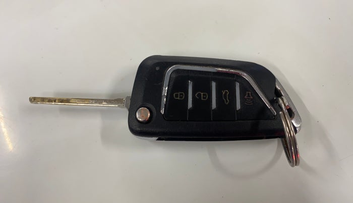 2013 Hyundai i10 MAGNA 1.2, Petrol, Manual, 53,209 km, Key Close Up