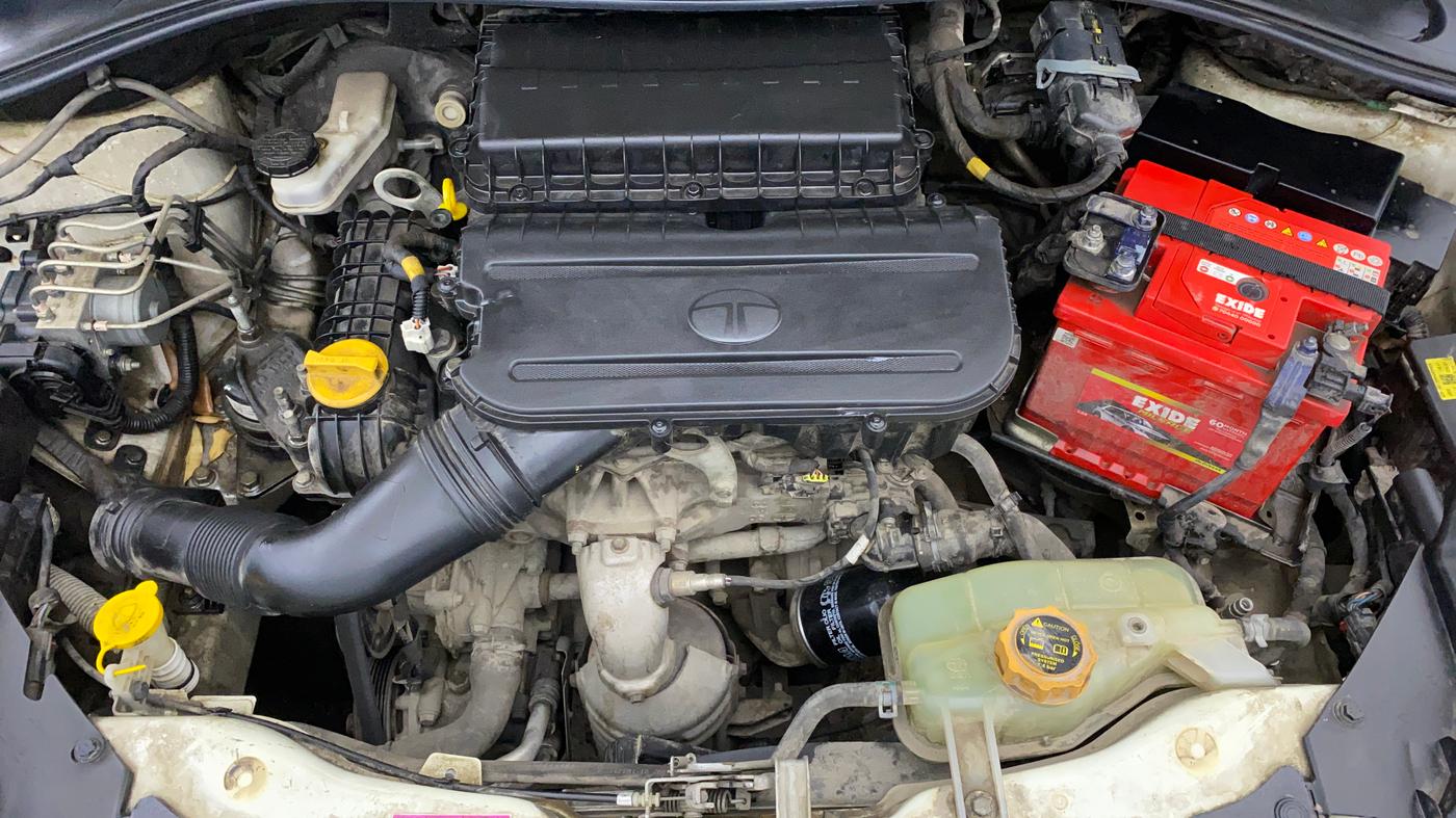 2020 Tata Tiago XZ PLUS PETROL, Petrol, Manual, 64,223 km, Engine View