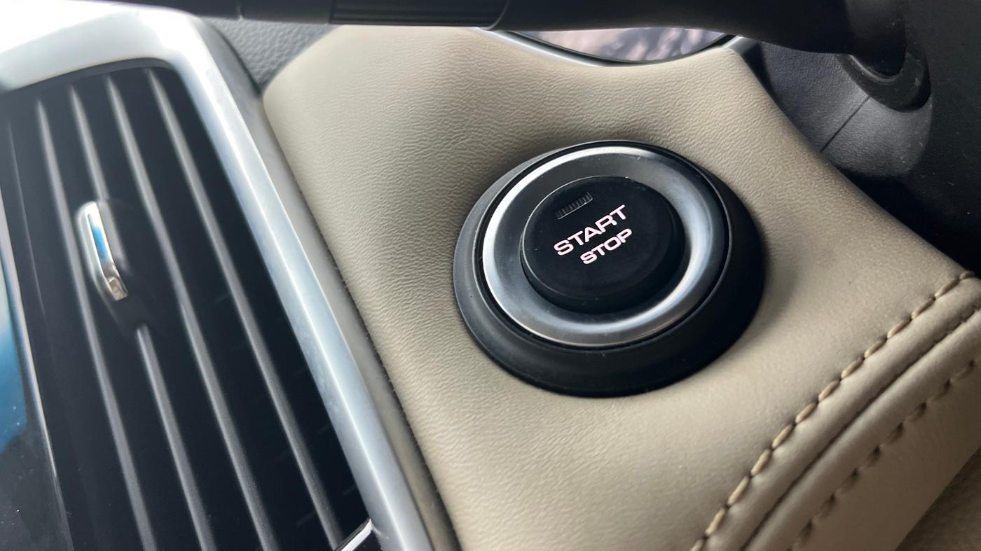 2022 MG HECTOR SHARP 1.5 PETROL CVT, Petrol, Automatic, 25,827 km, Keyless Start/ Stop Button