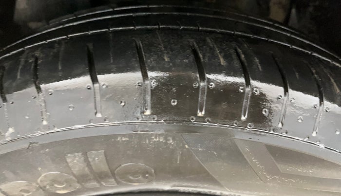 2019 Tata NEXON XM PETROL, Petrol, Manual, 72,768 km, Left Front Tyre Tread