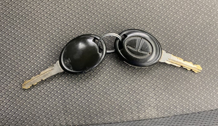 2018 Tata Tiago XM PETROL, Petrol, Manual, 63,282 km, Key Close Up