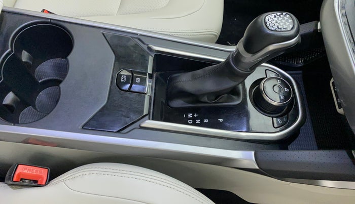 2021 Tata Safari XZA PLUS 6S, Diesel, Automatic, 92,333 km, Gear Lever