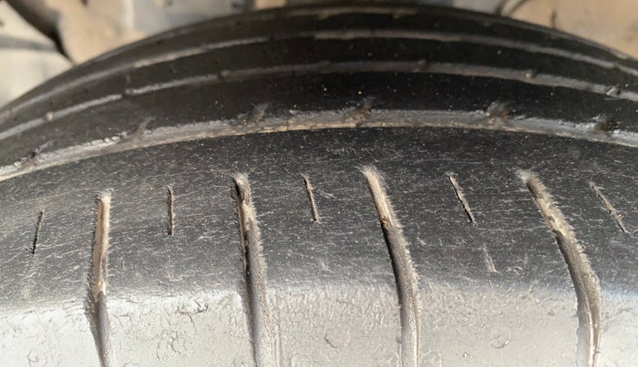 2019 KIA SELTOS HTX 1.5 PETROL, Petrol, Manual, 65,003 km, Left Front Tyre Tread