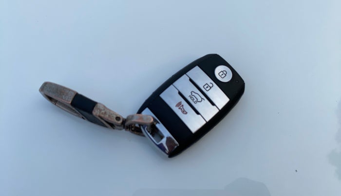 2019 KIA SELTOS HTX 1.5 PETROL, Petrol, Manual, 65,003 km, Key Close Up