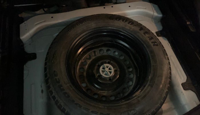 2018 Hyundai Creta E PLUS 1.6 PETROL, Petrol, Manual, 60,896 km, Spare Tyre